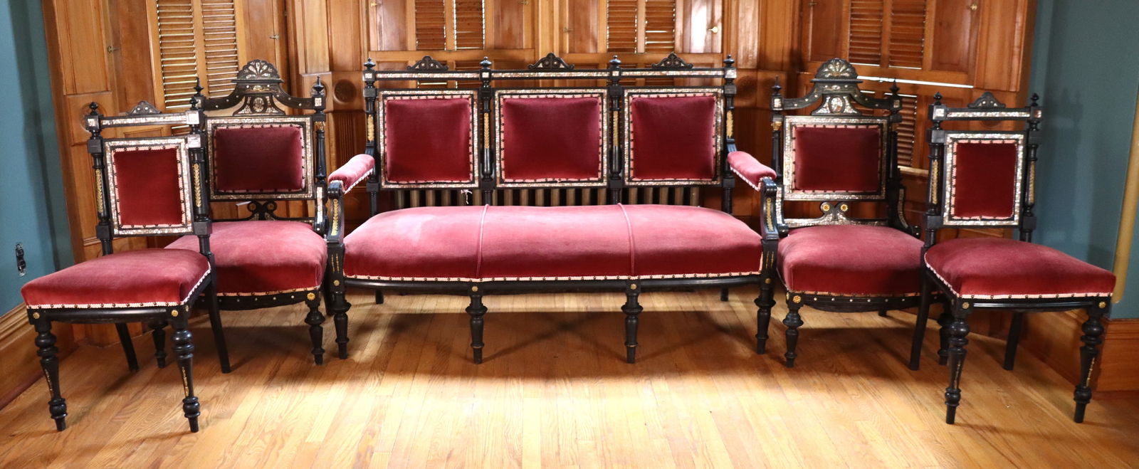 Victorian Transitional 5 pc  Parlor Set (1 of 12)