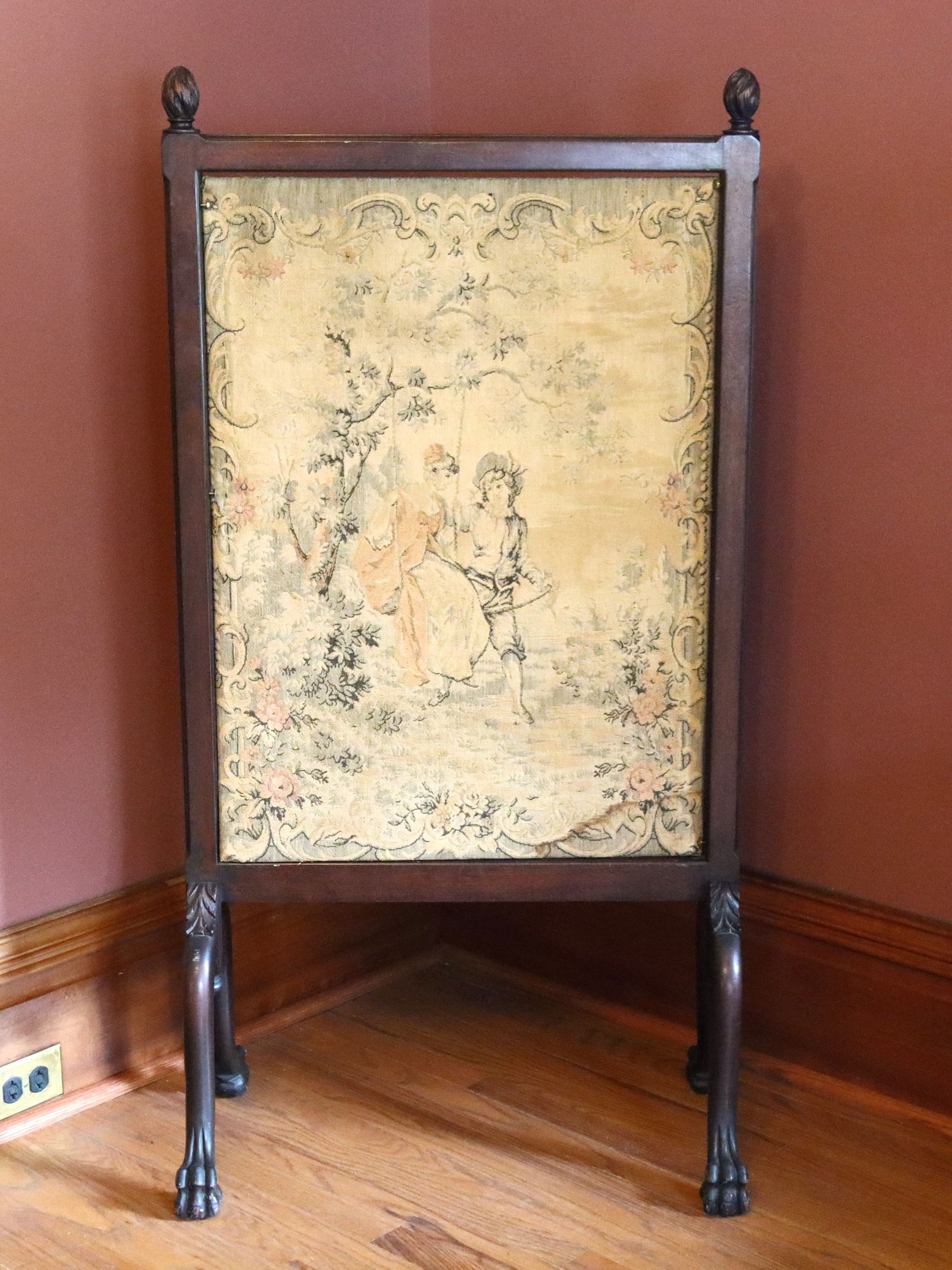 Victorian Fire Screen (1 of 6)