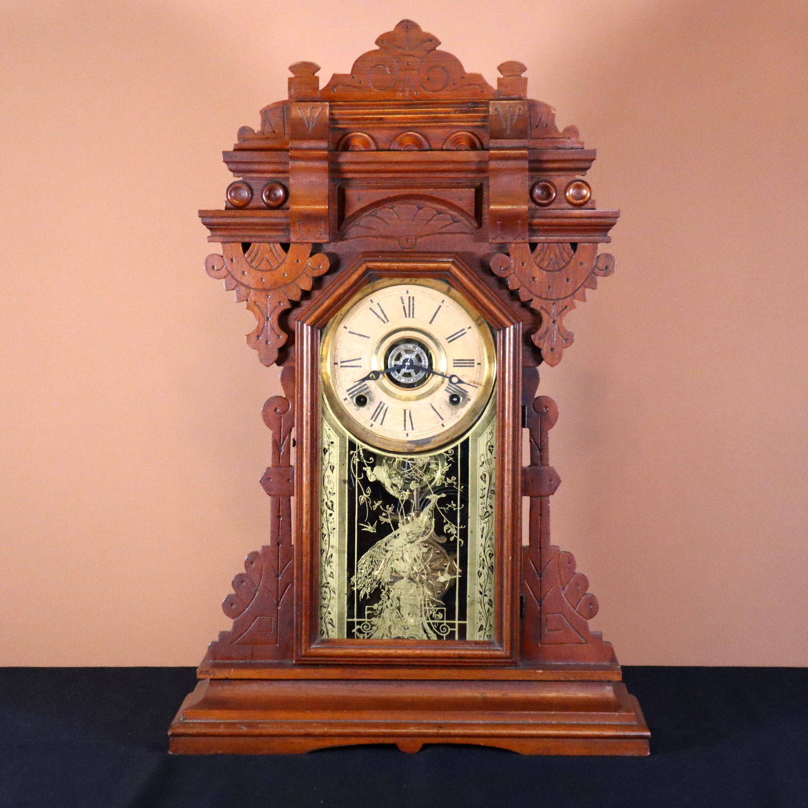 Ingraham Shelf Clock (1 of 2)