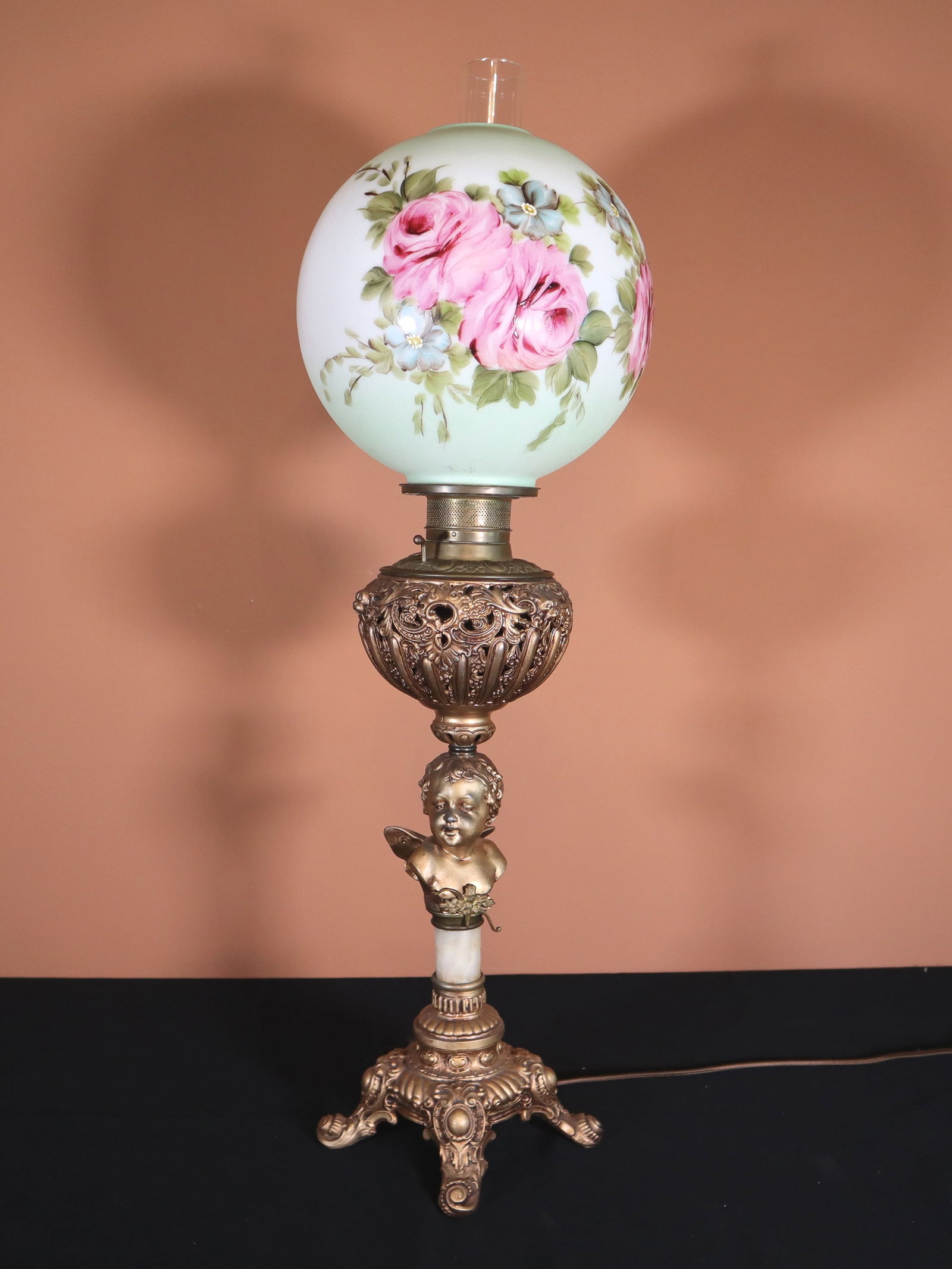 Victorian Table Lamp (1 of 8)