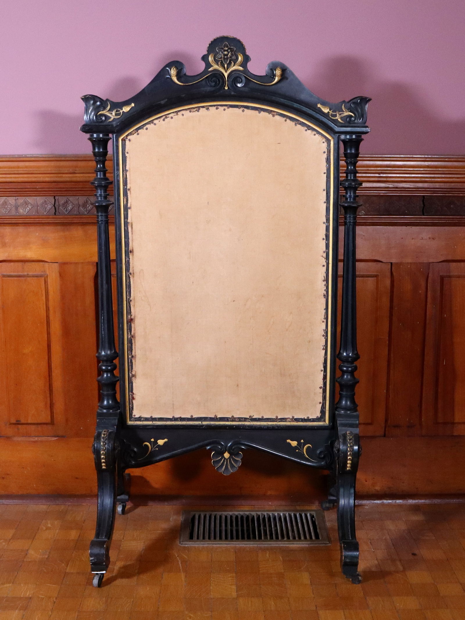 Victorian Fire Screen (1 of 7)