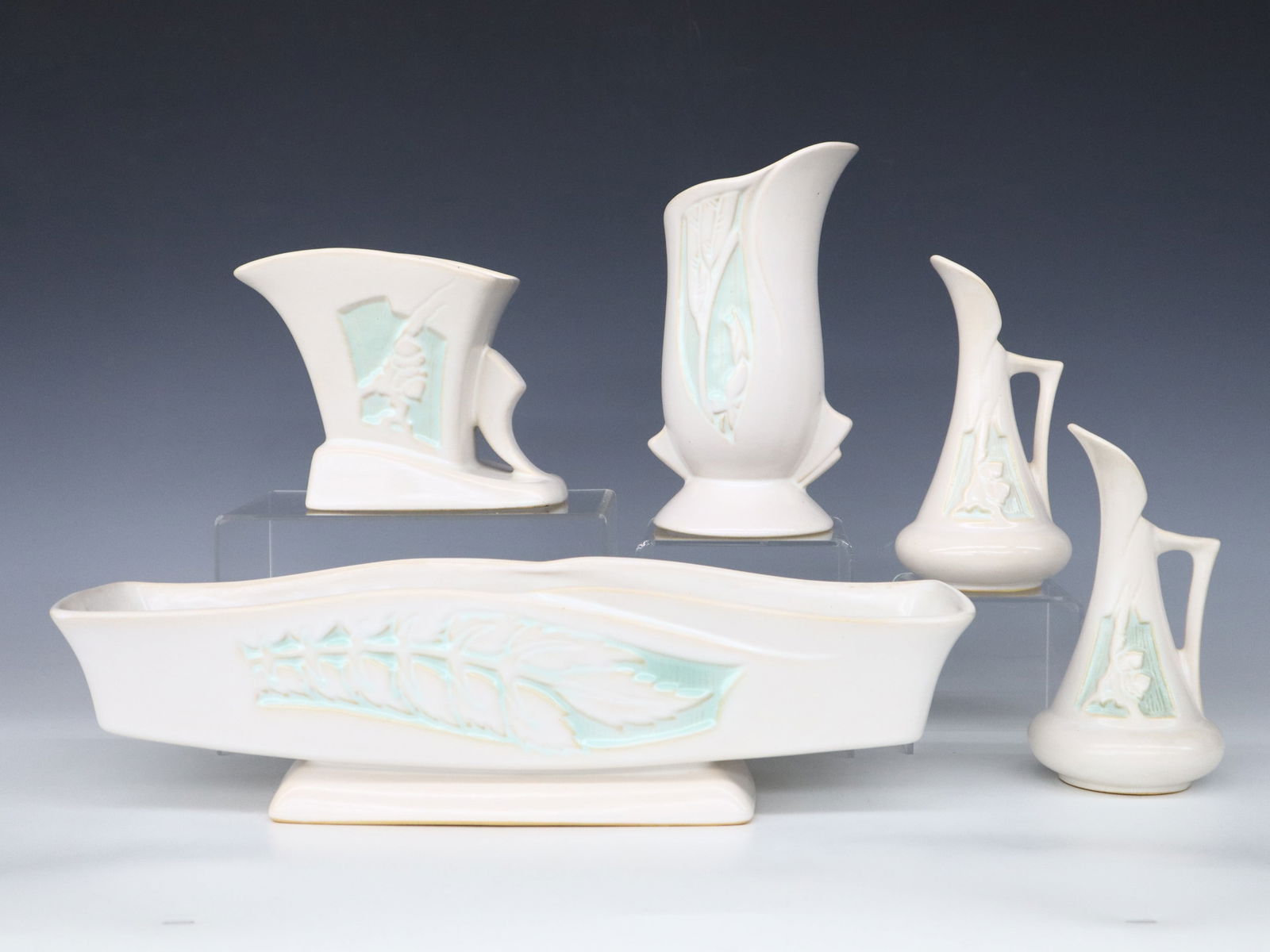 5 pc Roseville Silhouette Pottery (1 of 4)