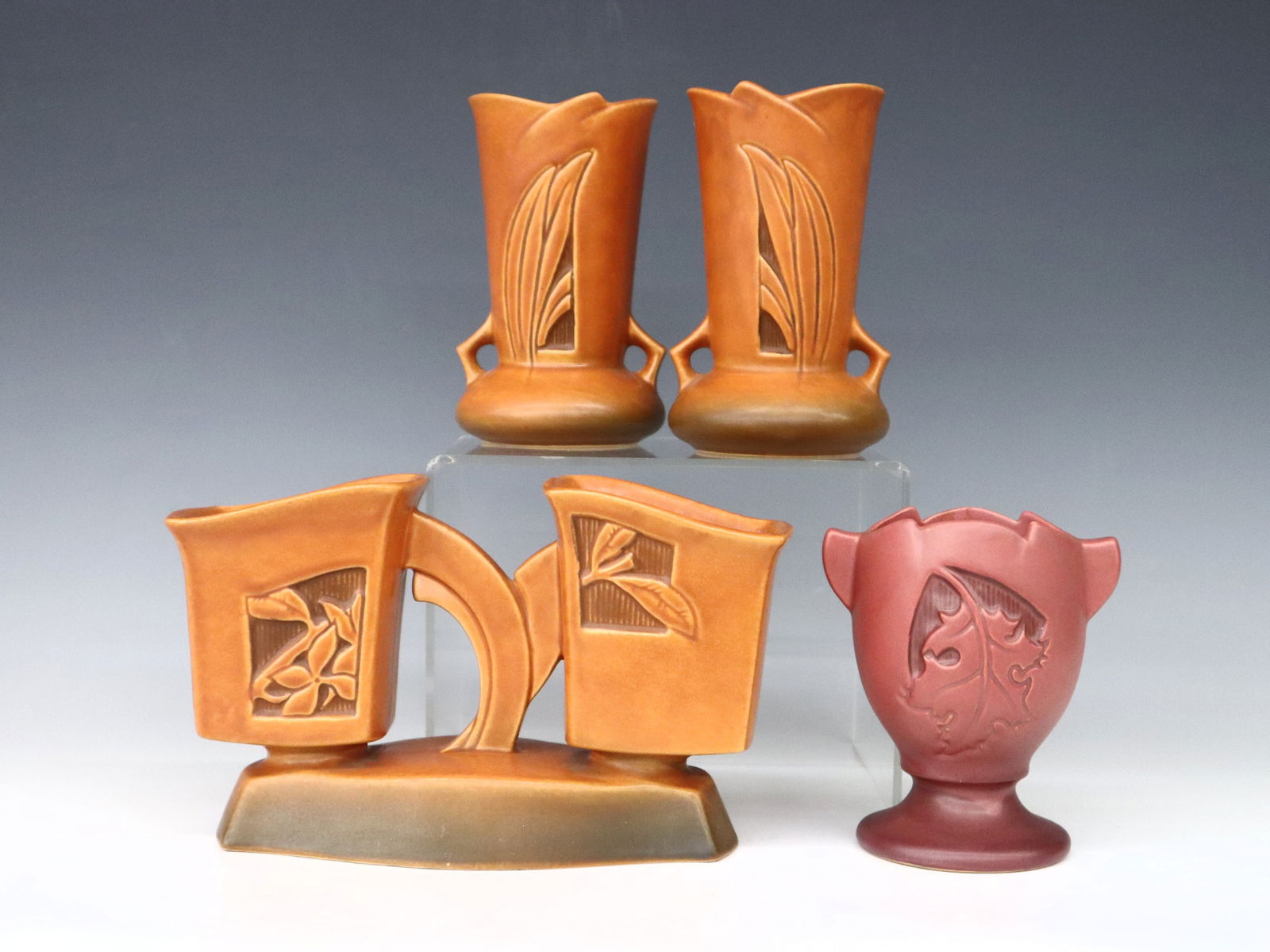 4 pc Roseville Silhouette Pottery (1 of 3)