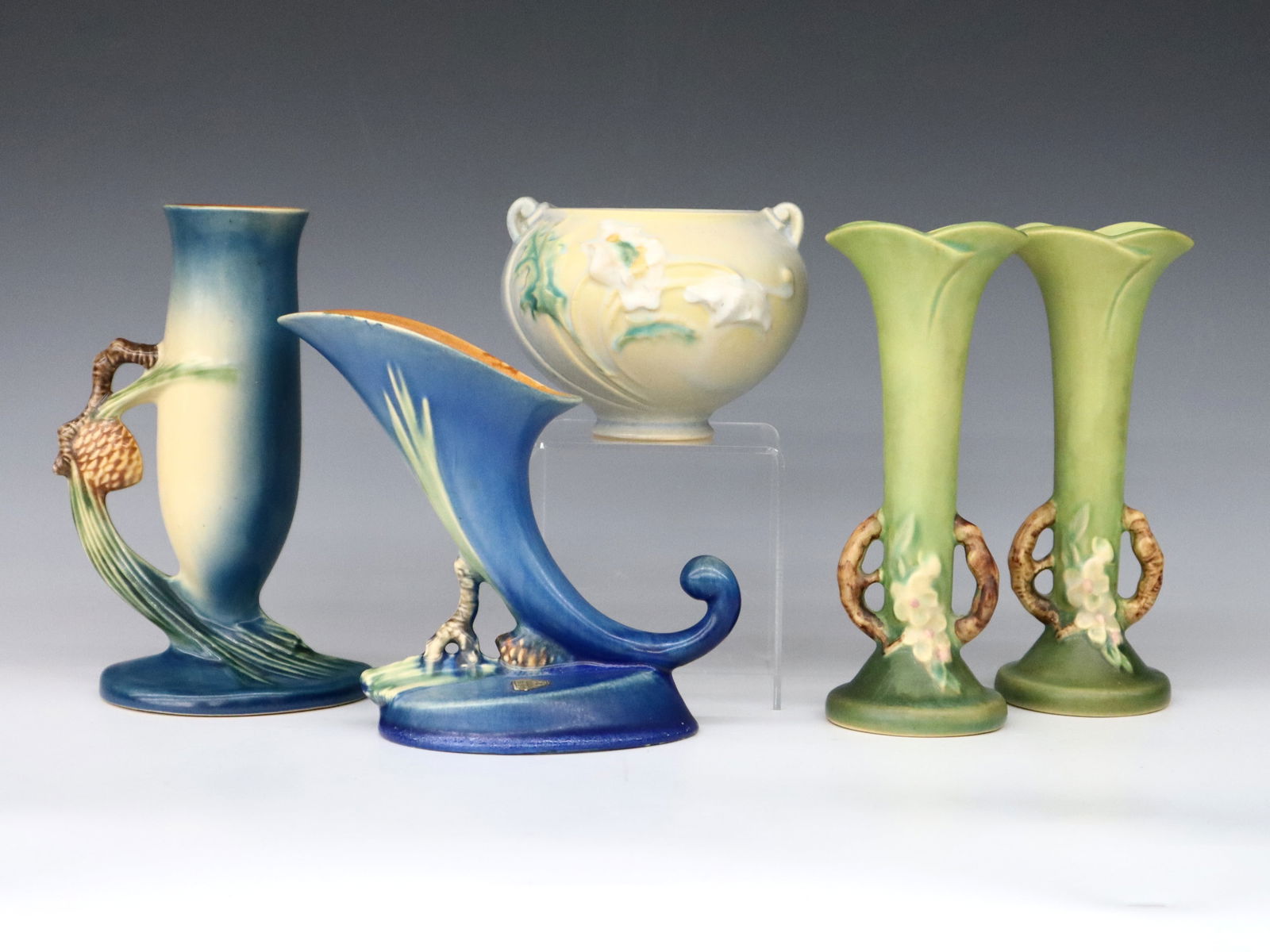 5 pc Roseville Pottery (1 of 2)