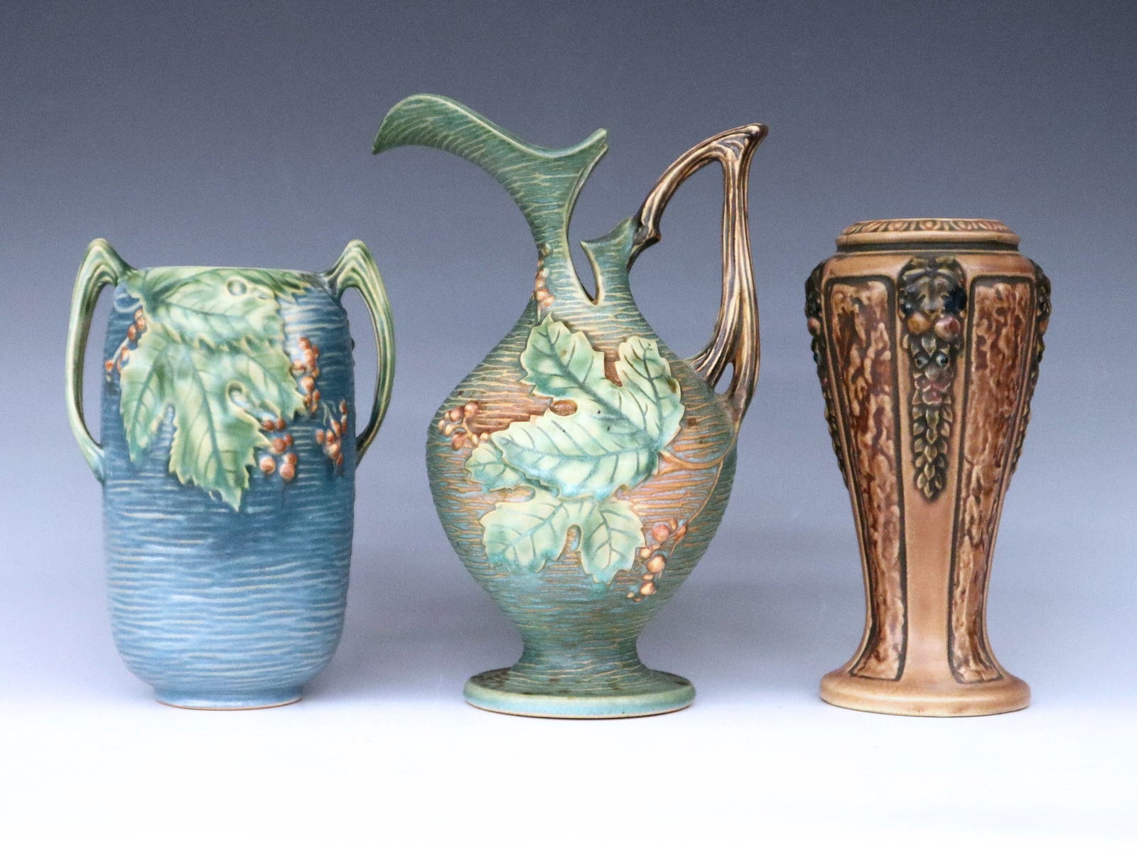 3 pc Roseville Pottery (1 of 6)