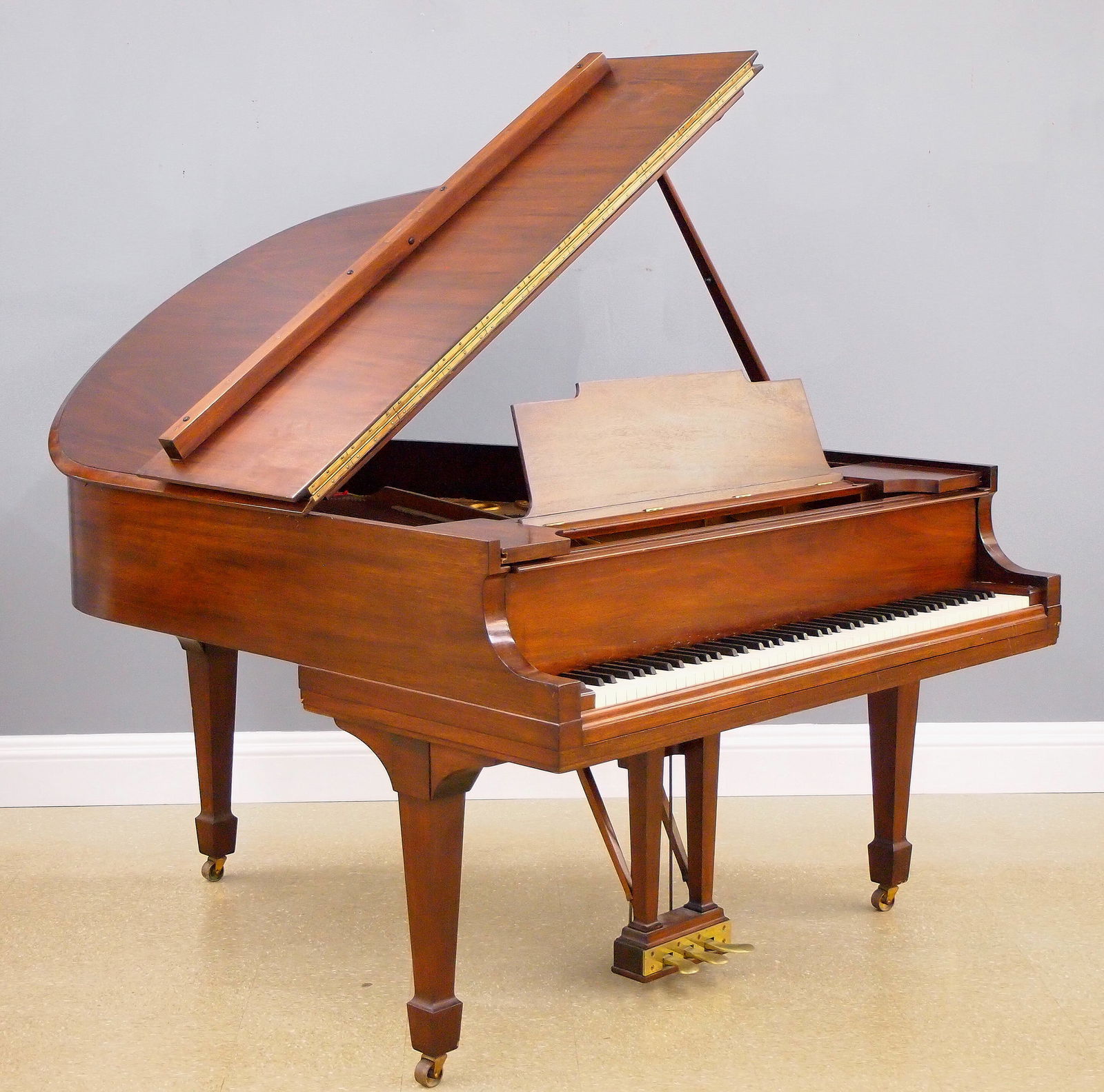 Steinway Model M Grand Piano (1 of 8)