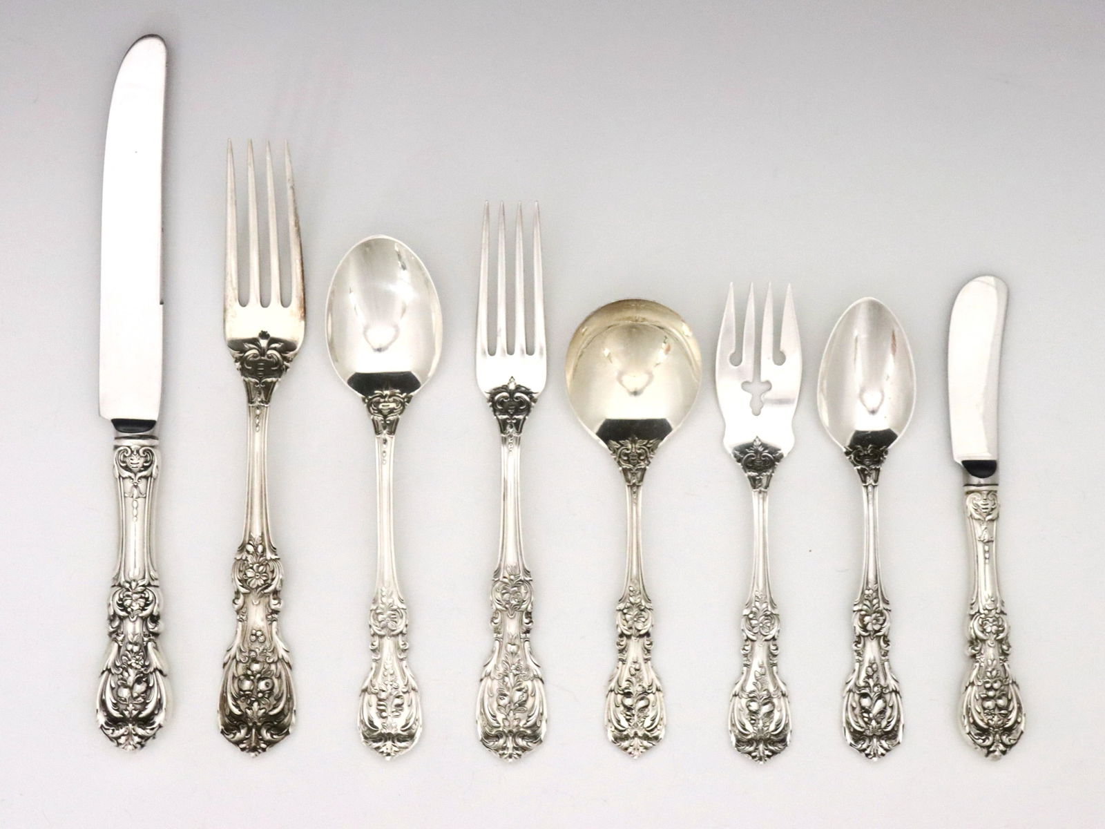 153 pc Reed & Barton Francis I Sterling Flatware (1 of 3)