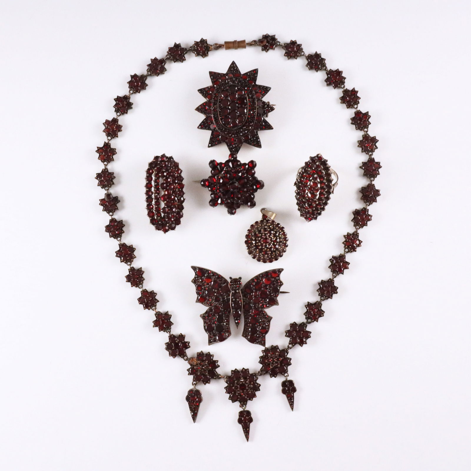 7 pc Bohemian Style Garnet Jewelry (1 of 1)