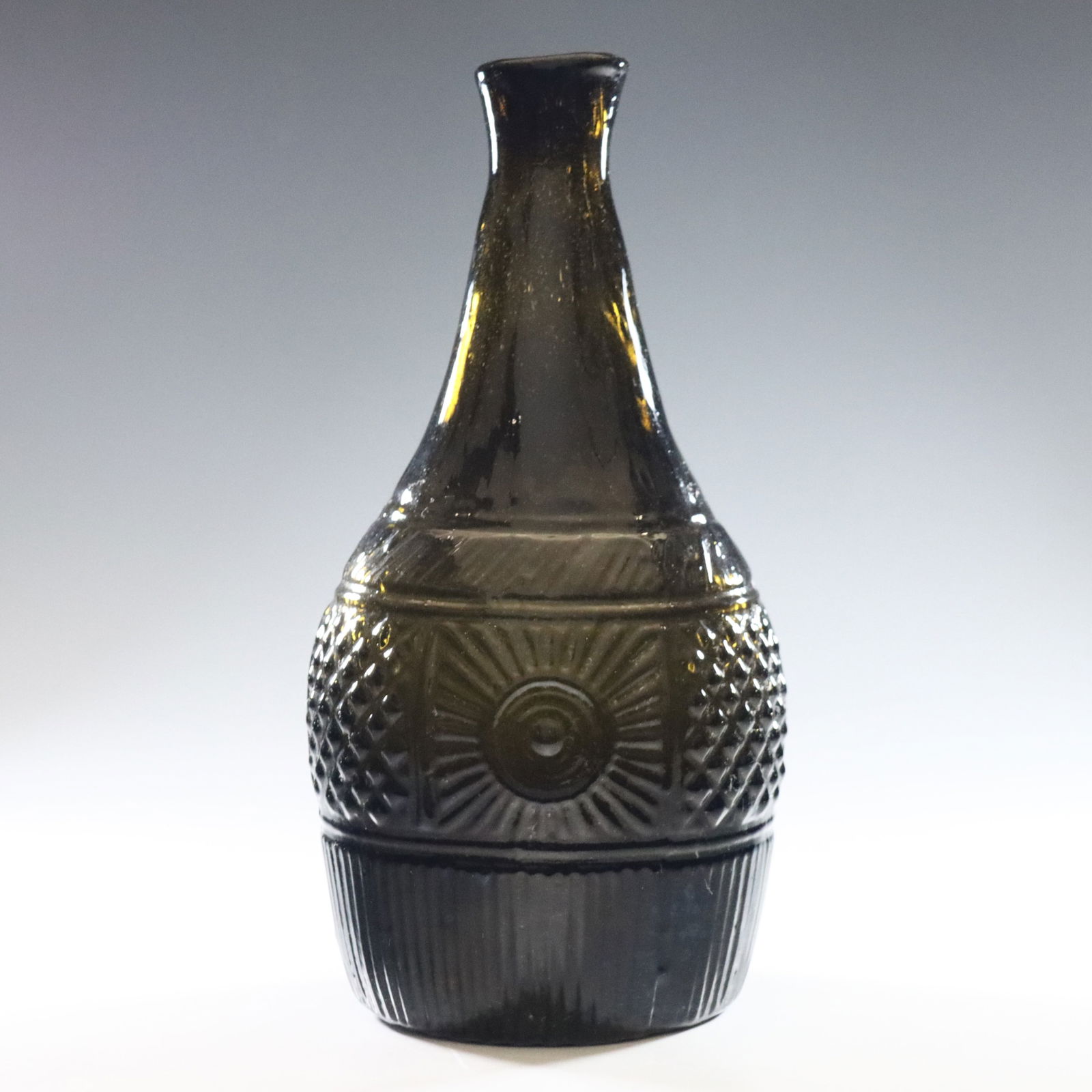 Keene Glass Pint Decanter (1 of 6)