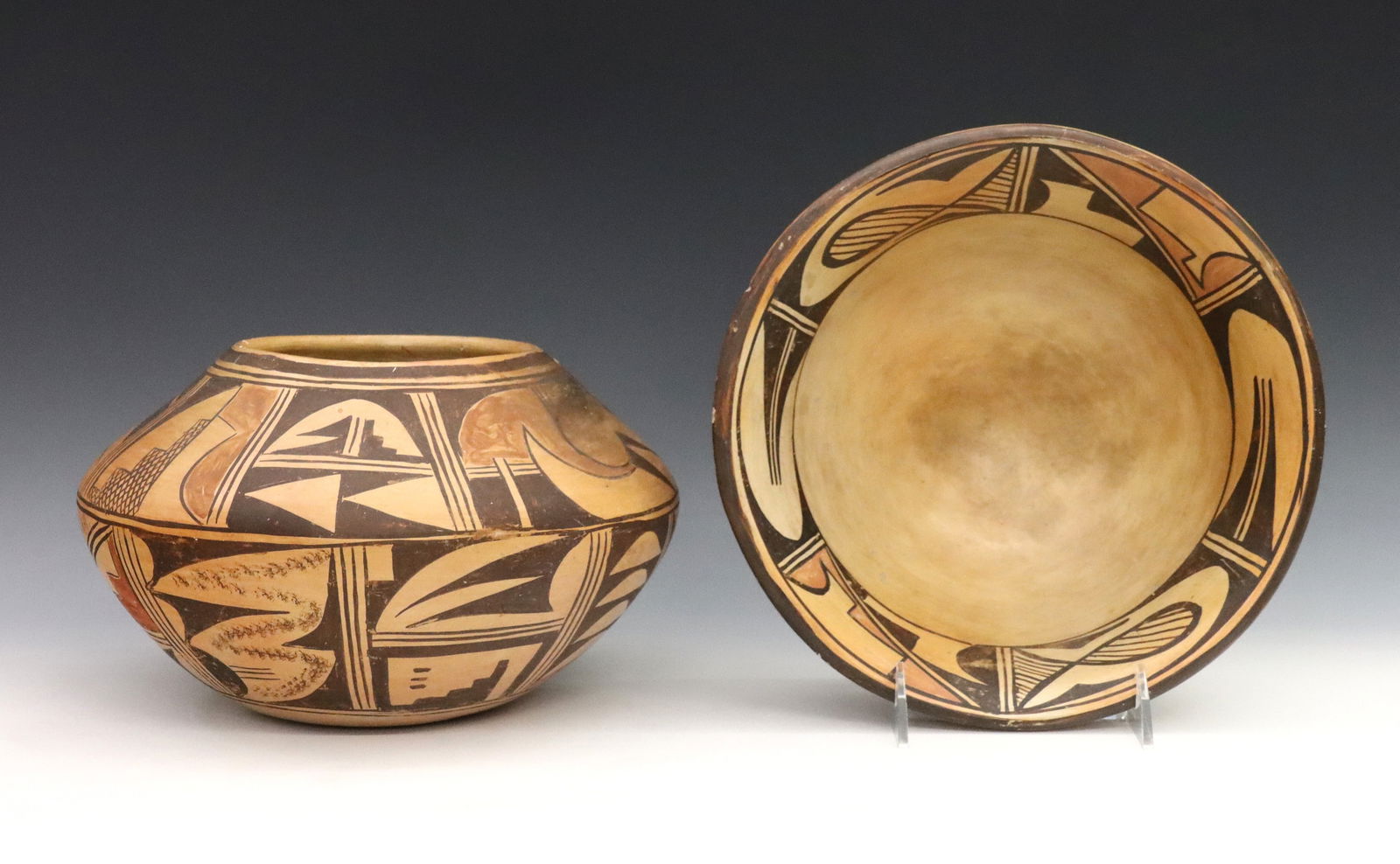 Hopi Earthenware Olla & Bowl (1 of 3)
