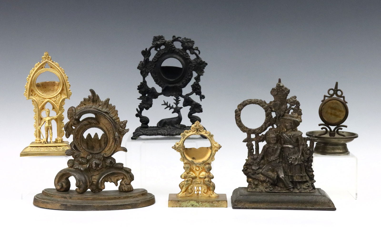 6 Cast Watch Holders (1 of 1)