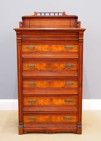Victorian Lock-Side Chest