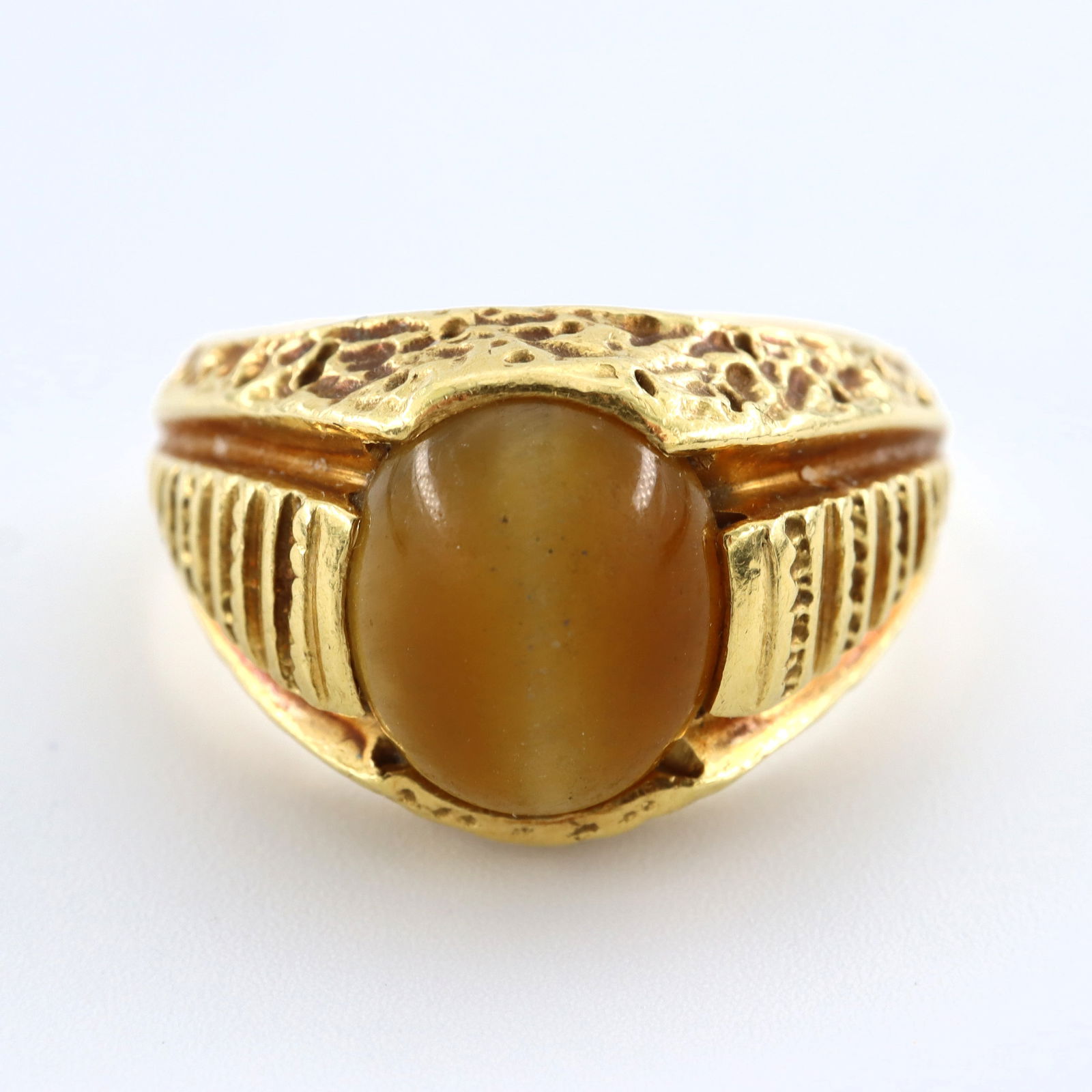 18k Gold & Tiger's Eye Ring (1 of 2)