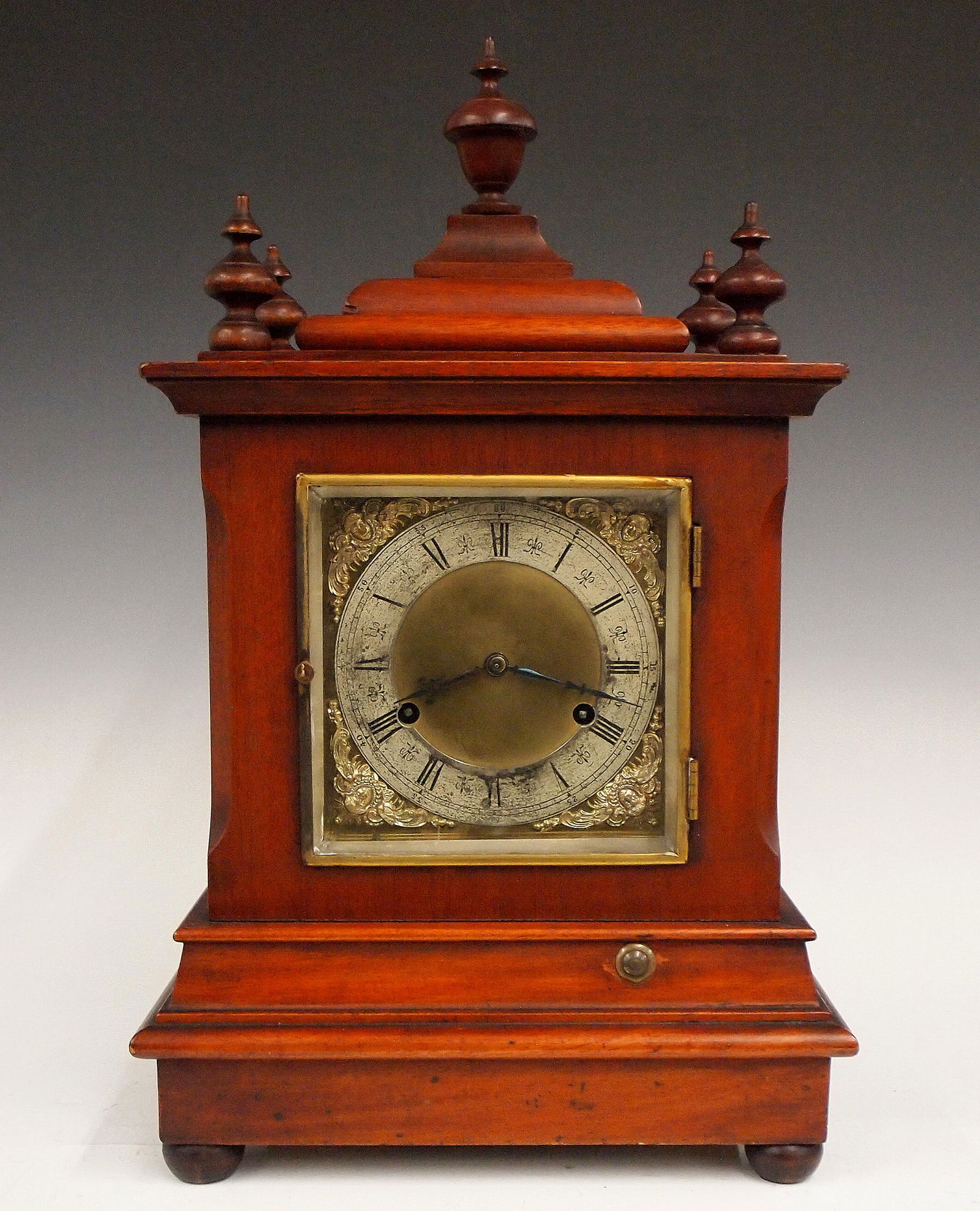 New Haven No. 4 Bracket Clock (1 of 5)