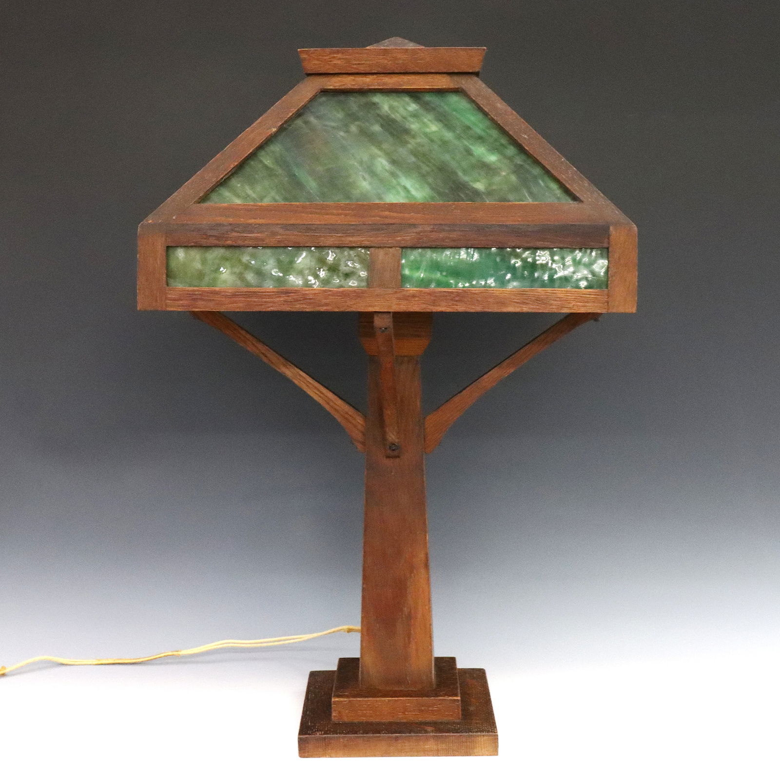 Arts & Crafts Table Lamp (1 of 5)