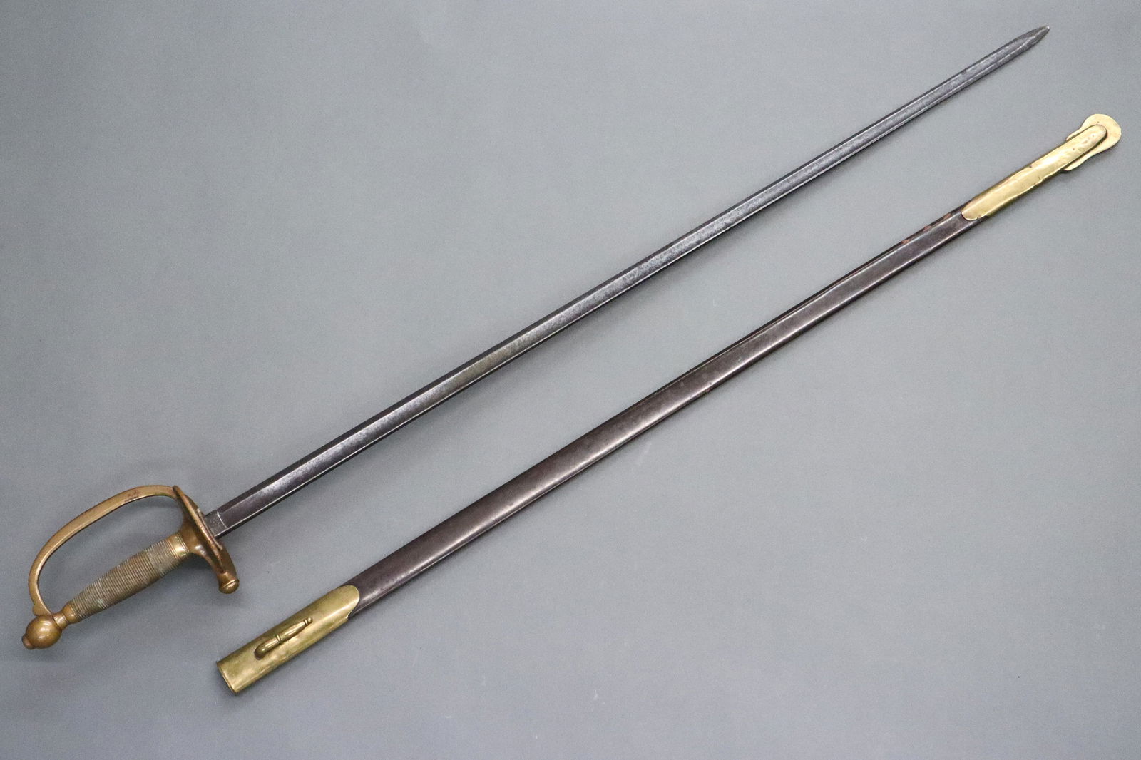 Ames NCO Sword (1 of 3)