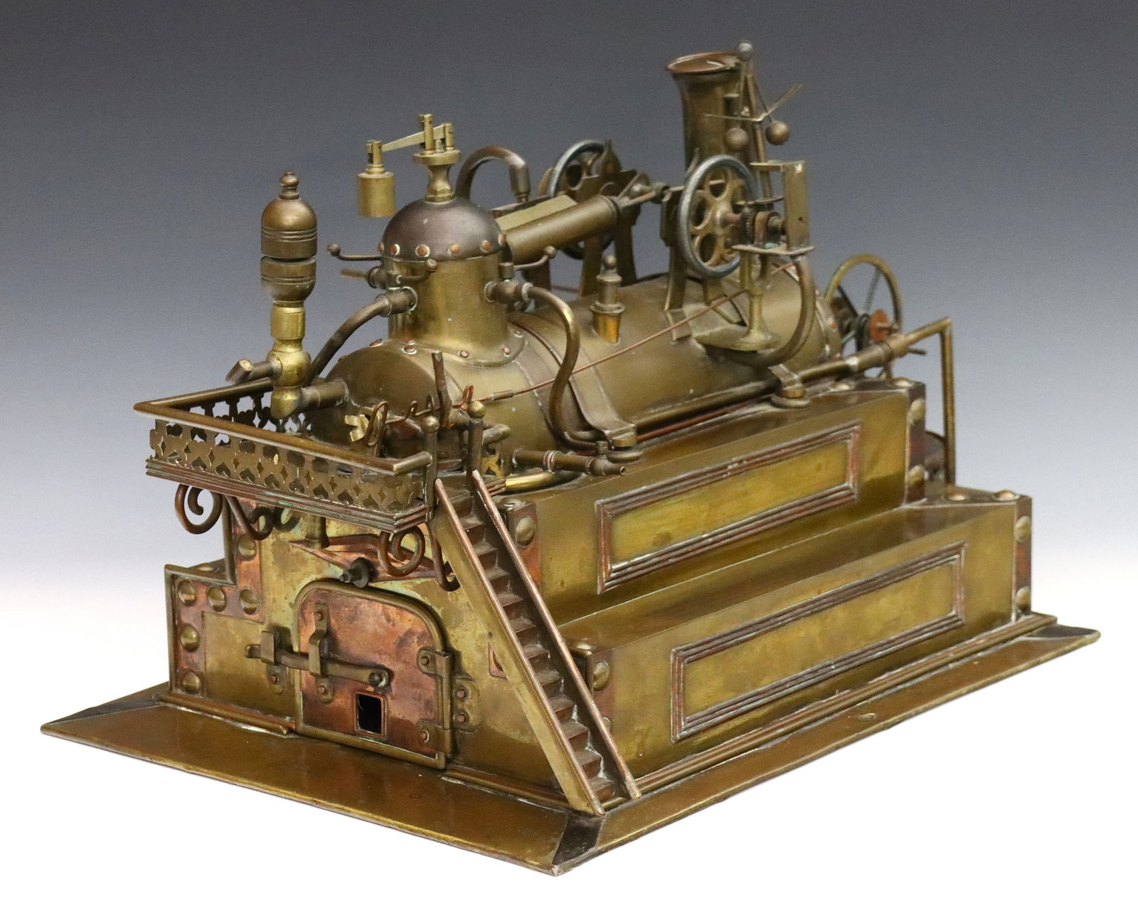 Brass Model Steam Engine - 2