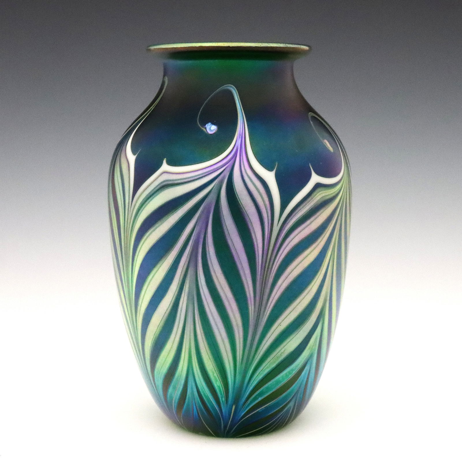 Orient & Flume Art Glass Vase (1 of 3)