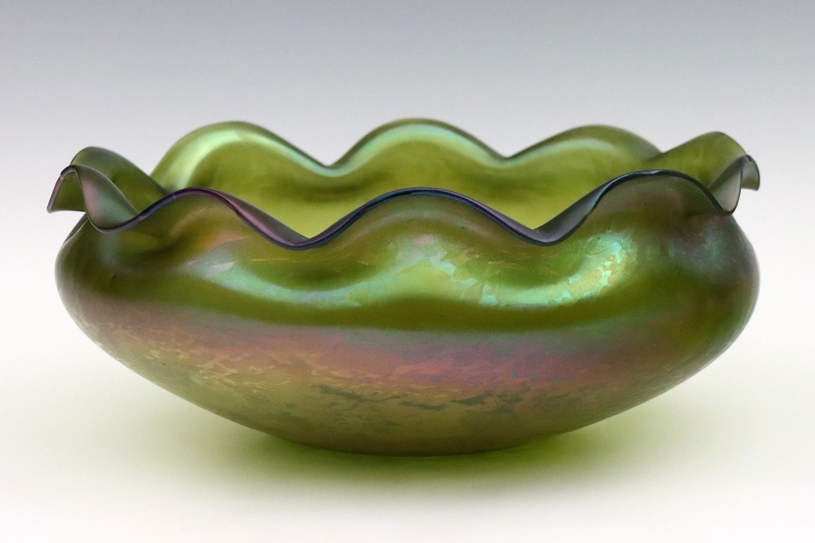 Bohemian Art Glass Center Bowl (1 of 3)