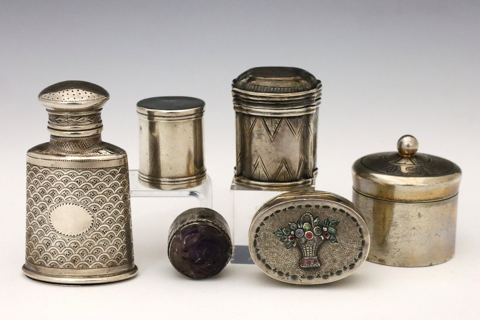 6 Miniature Silver Boxes & Vinaigrette (1 of 2)