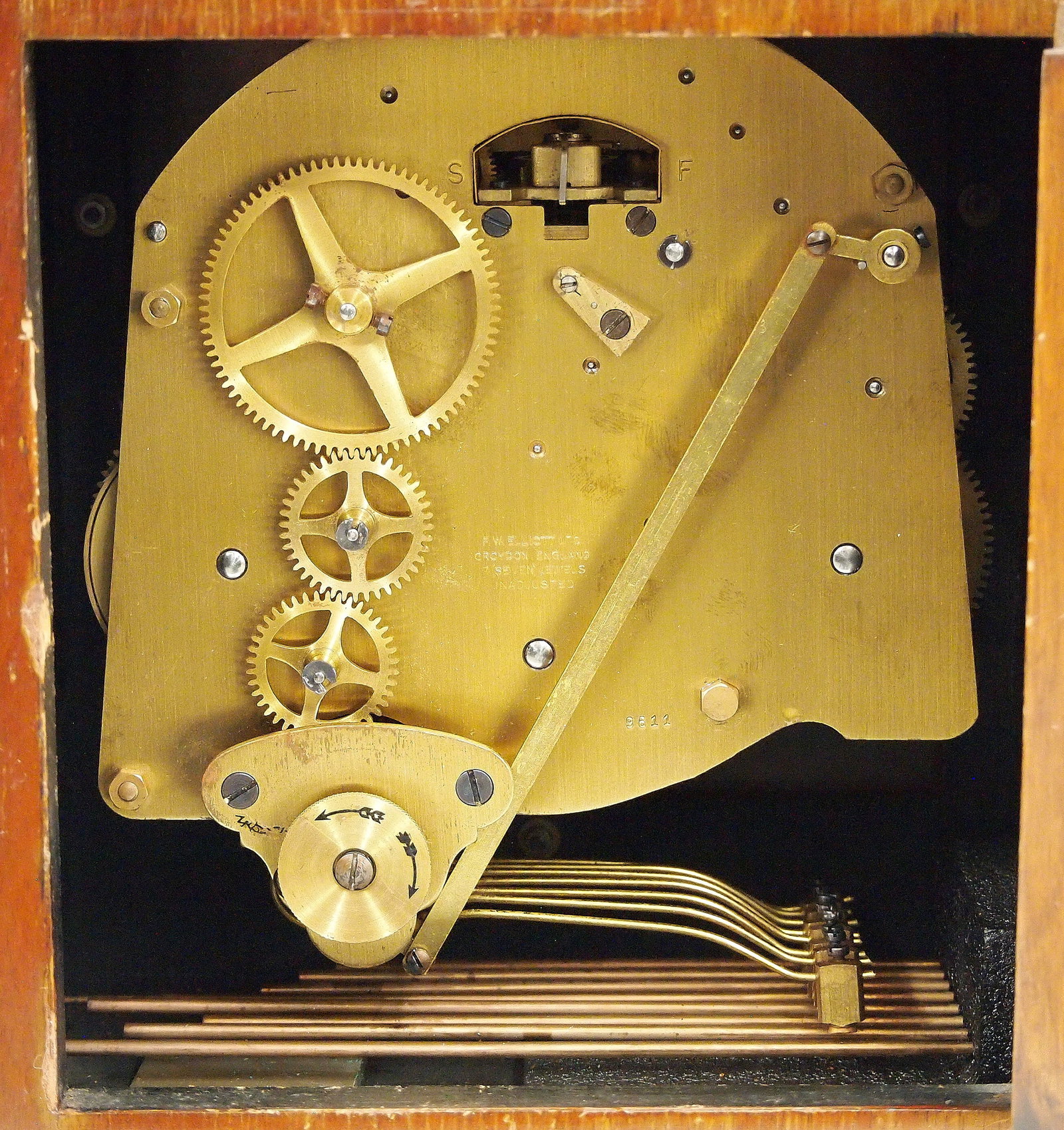 Elliott Chiming Bracket Clock - 3