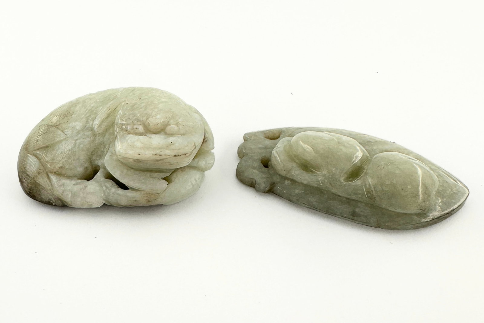 2 Chinese Carved Jade Figures - 2