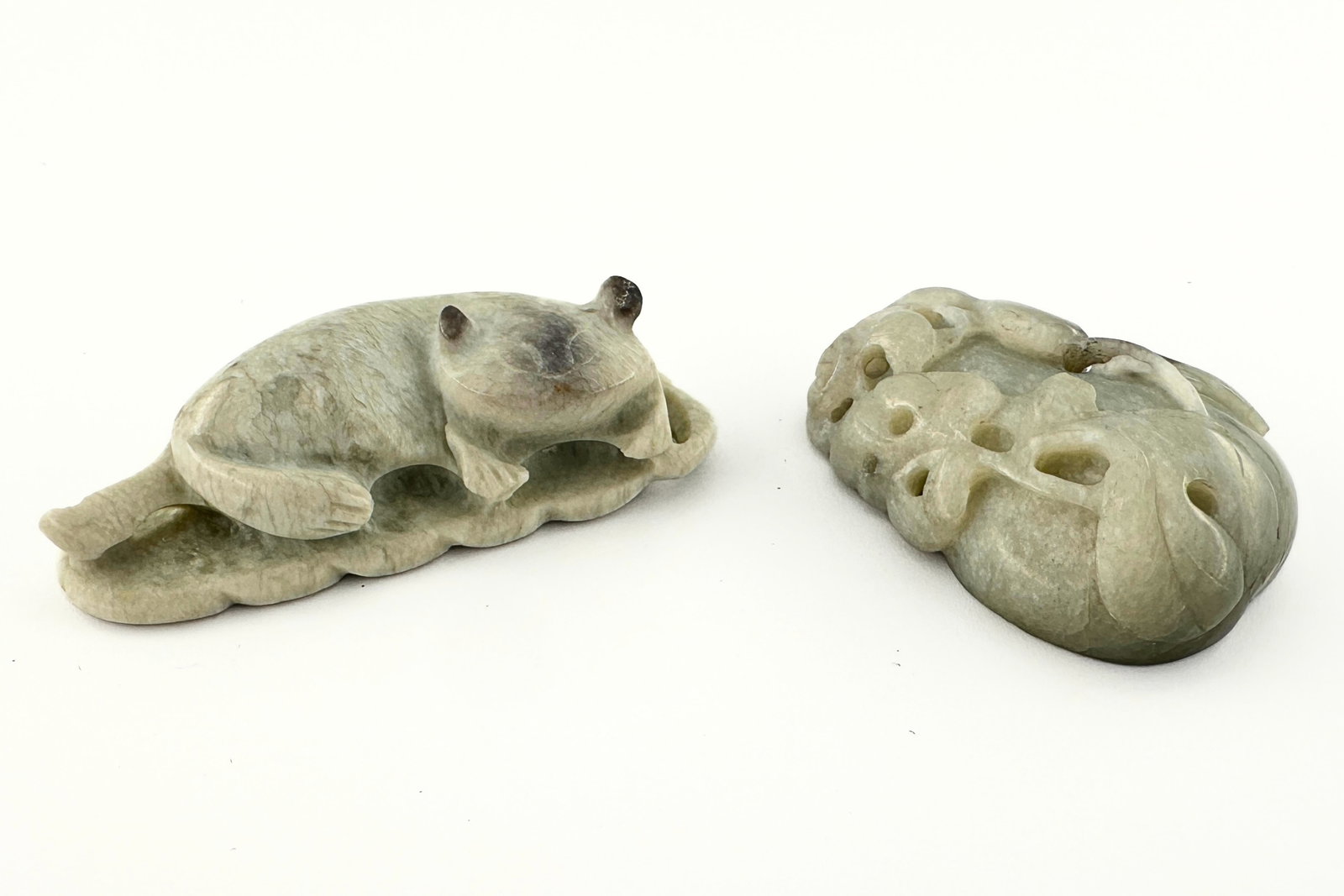 2 Chinese Carved Jade Figures - 2