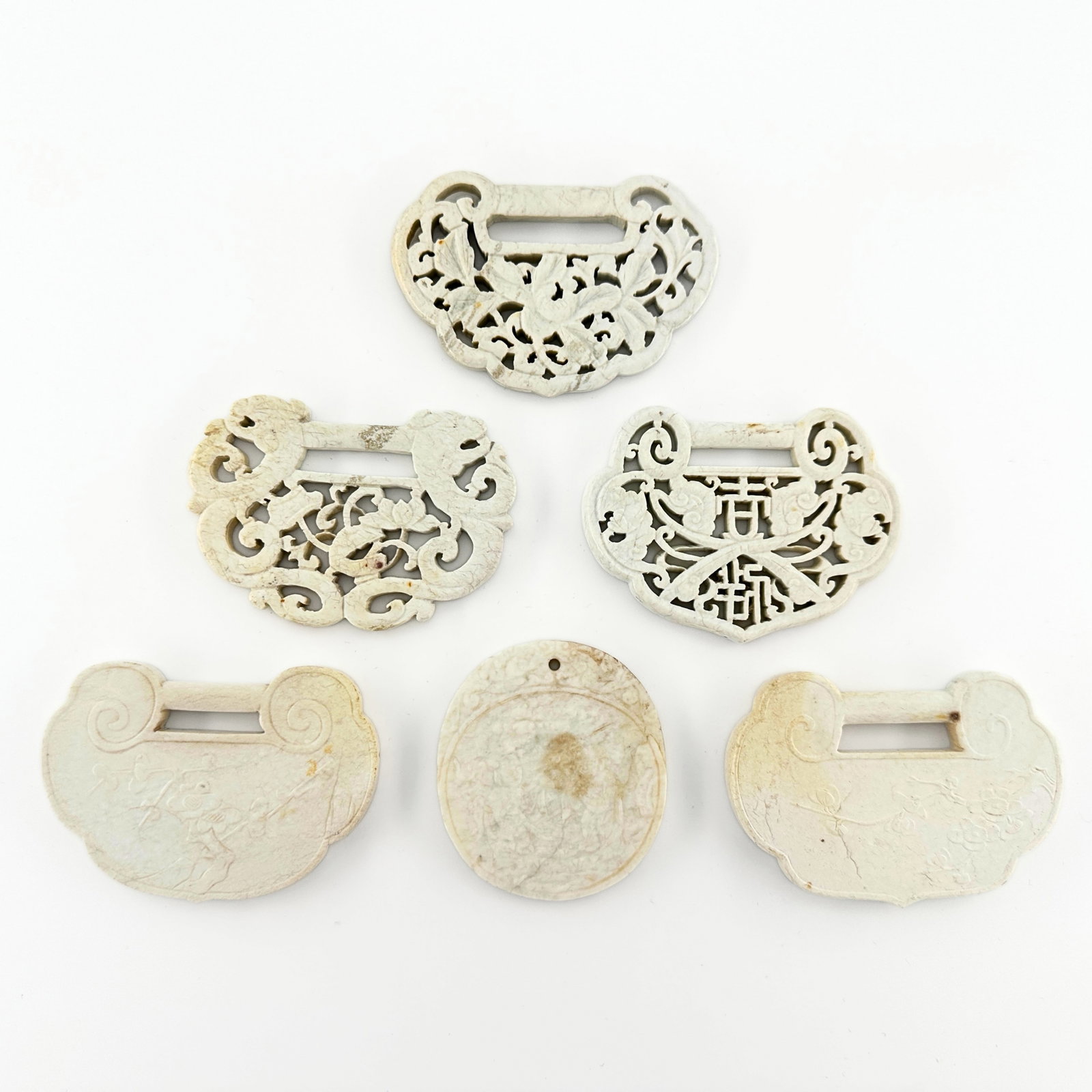 6 Chinese Carved Jade Buckles & Pendant (1 of 2)