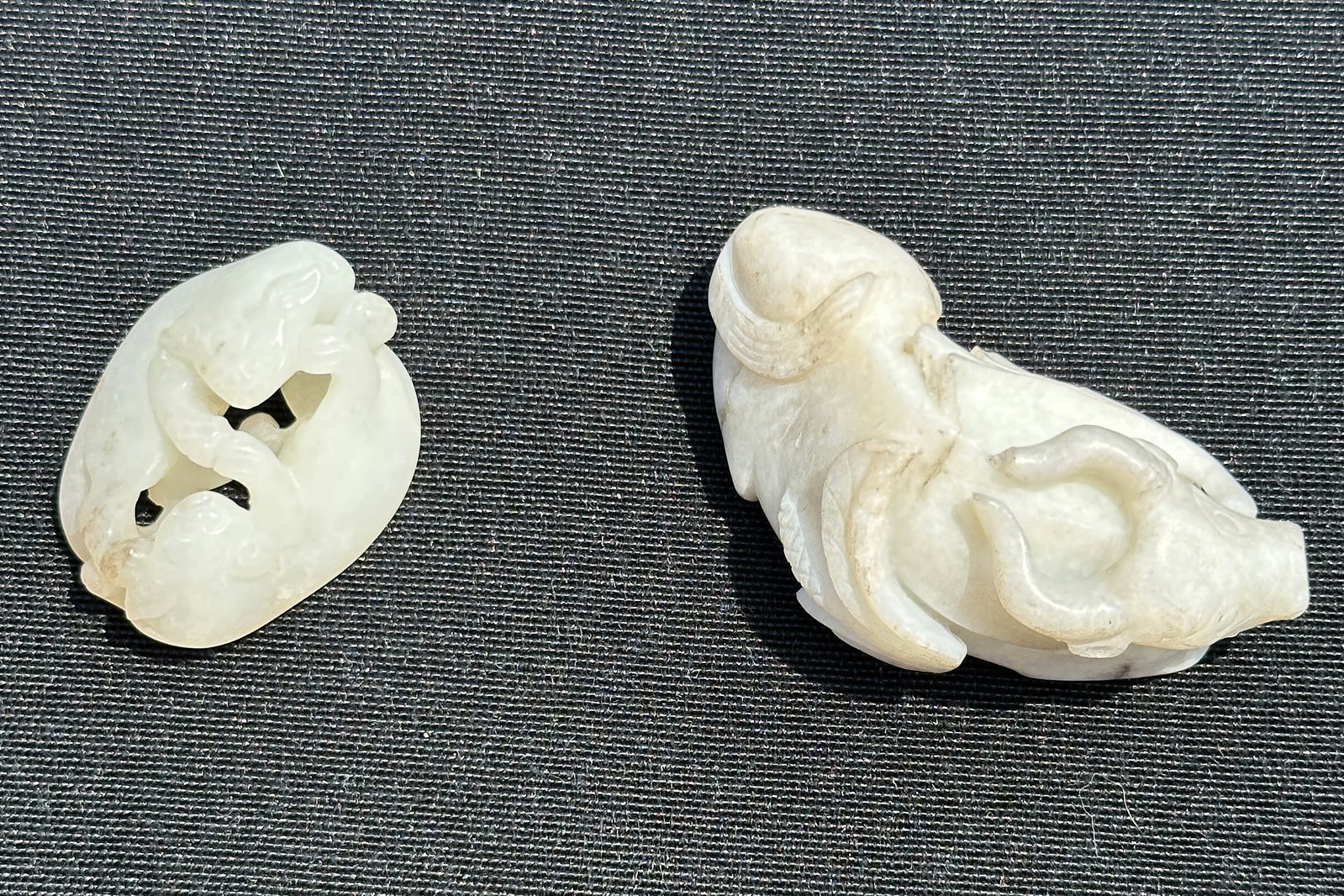2 Chinese Carved Jade Figures - 6