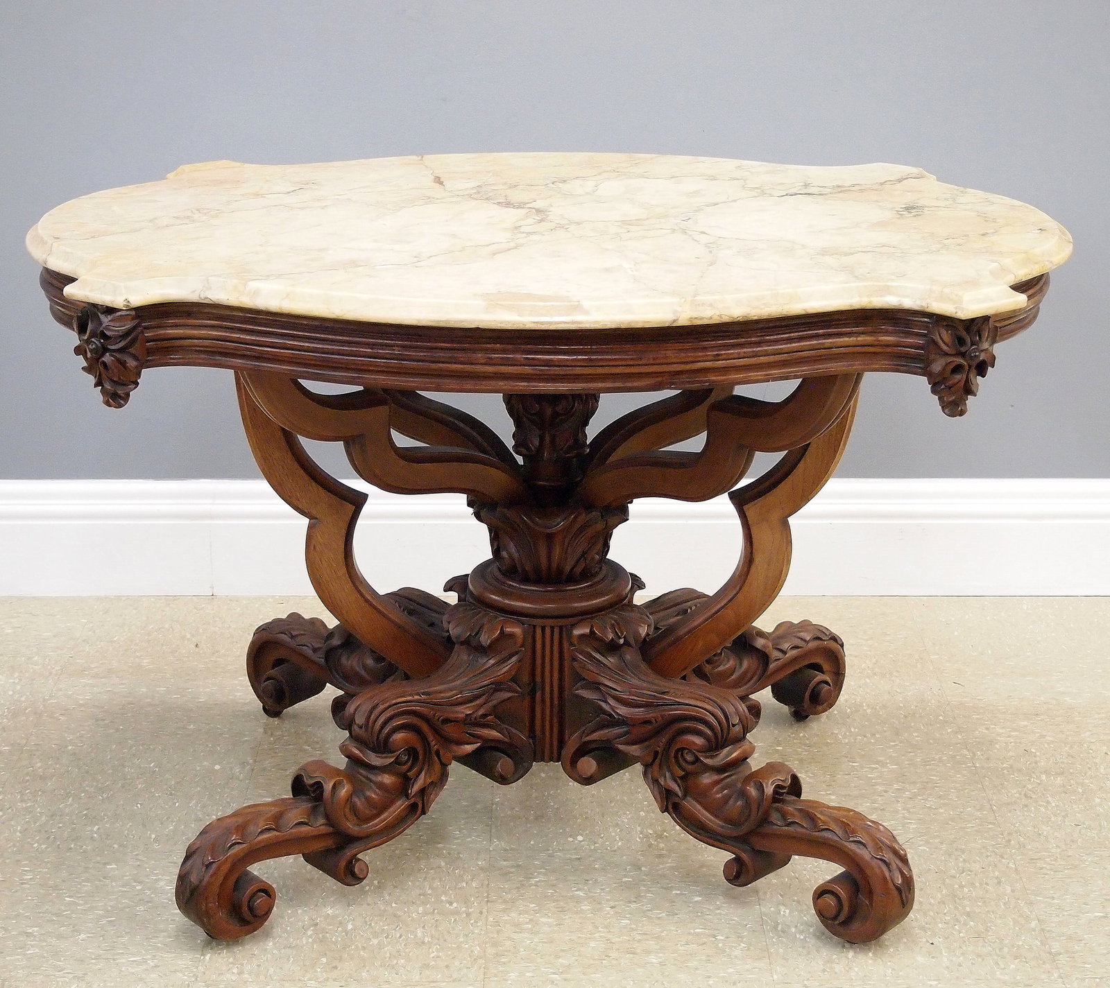 Victorian Center Table (1 of 4)