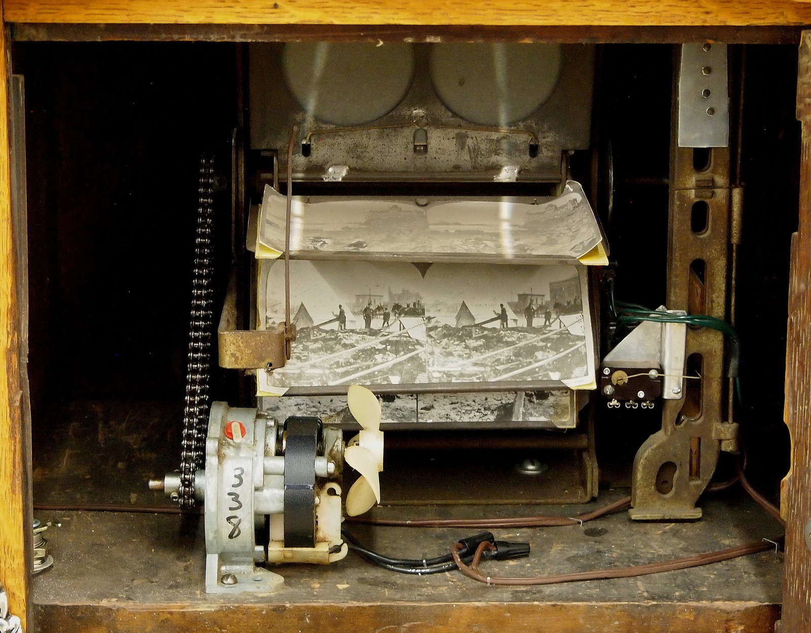 Mutoscope Arcade Machine - 5