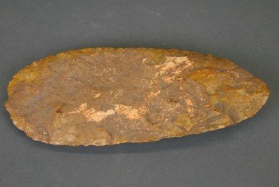 Native American Scraper: A Native American Scraper. Made of carved flint. Some wear evident. 10" long. ESTIMATE $50-100