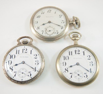 3 Southbend pocket watches: Three South Bend pocket watches (models 204, 211 & 217), 16 size, 15 & 17 j, SW, LS, "Silver", OF, DSD & SSD w/Arabic numerals. Serial #'s 895276, 1204804 & 883429. Some case wear, two with faint dial