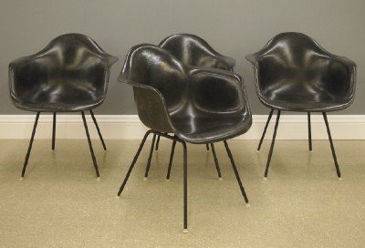 4 Eames shell armchairs (1 of 3)
