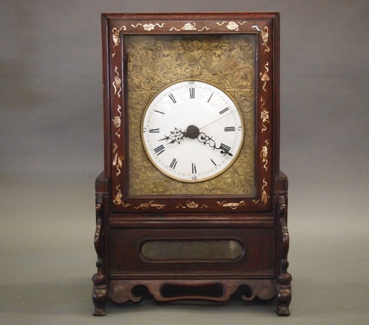 Chinese bracket clock (1 of 3)