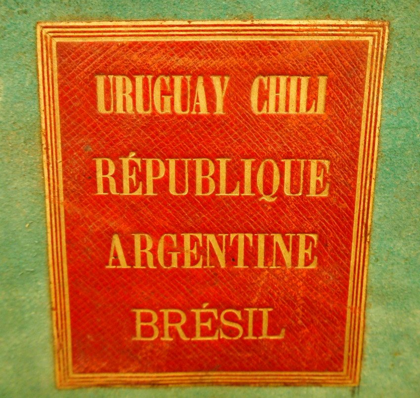 Button Collection Volume IV (1 of 9)