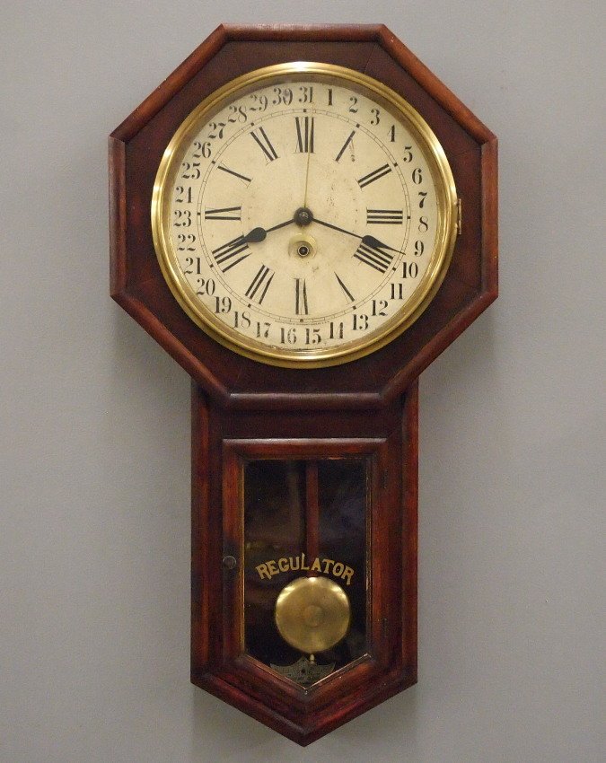Waterbury long drop schoolhouse clock (1 of 2)