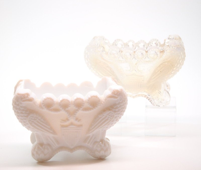 Lacy glass salt dishes, two (1 of 7)