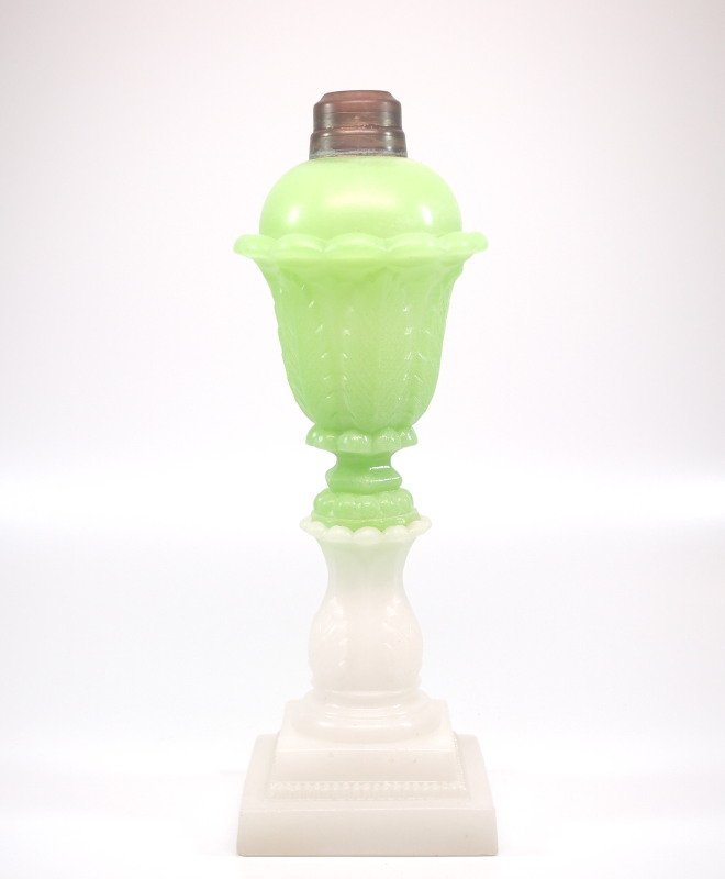 Pressed Acanthus Leaf oil/fluid lamp (1 of 2)