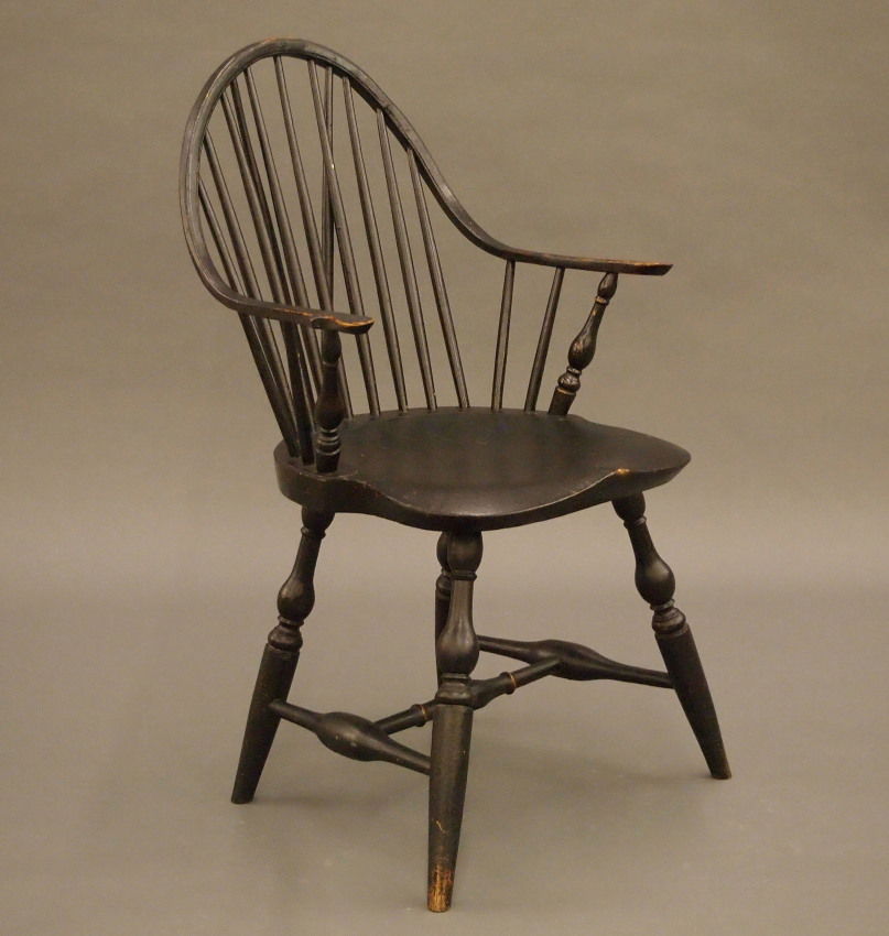 New England continuous arm Windsor armchair (1 of 4)