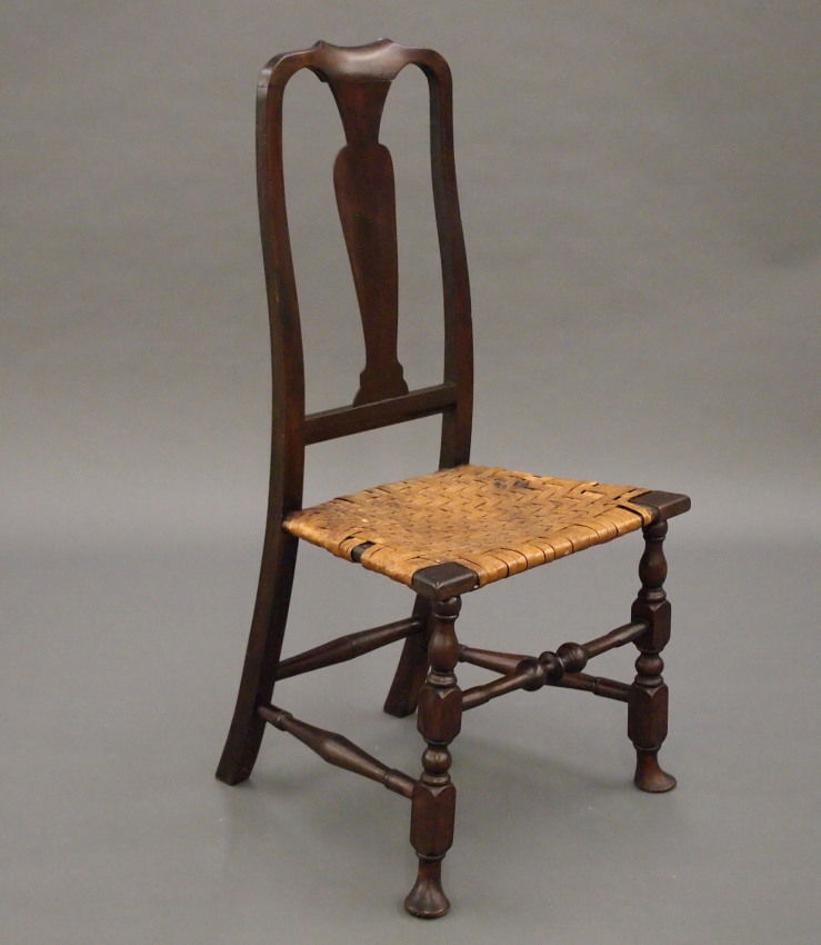 American Queen Anne sidechair (1 of 5)