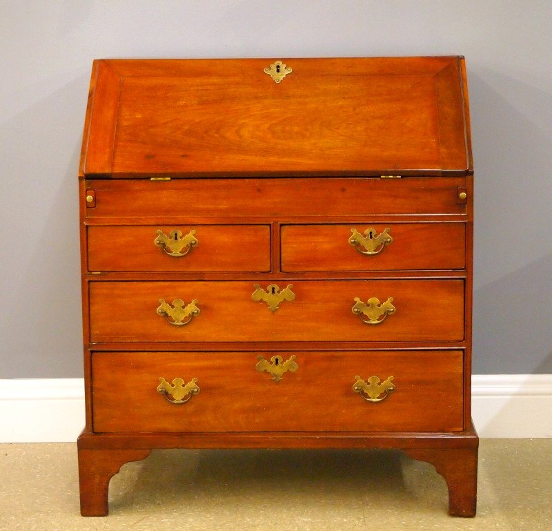 George III Mahogany desk (1 of 3)