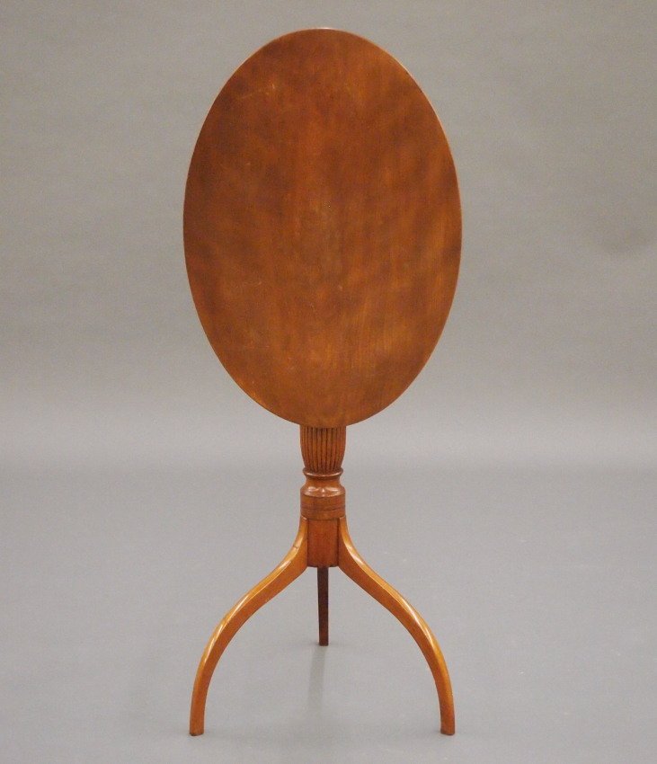 Federal Cherry candlestand (1 of 3)