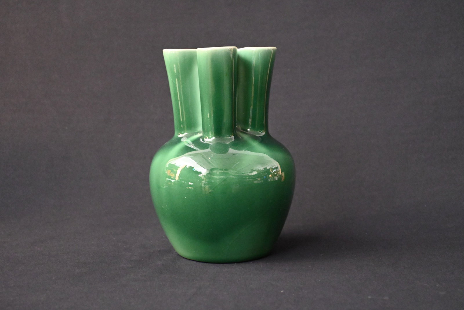 Rookwood Green High Glaze Vase (1 of 7)