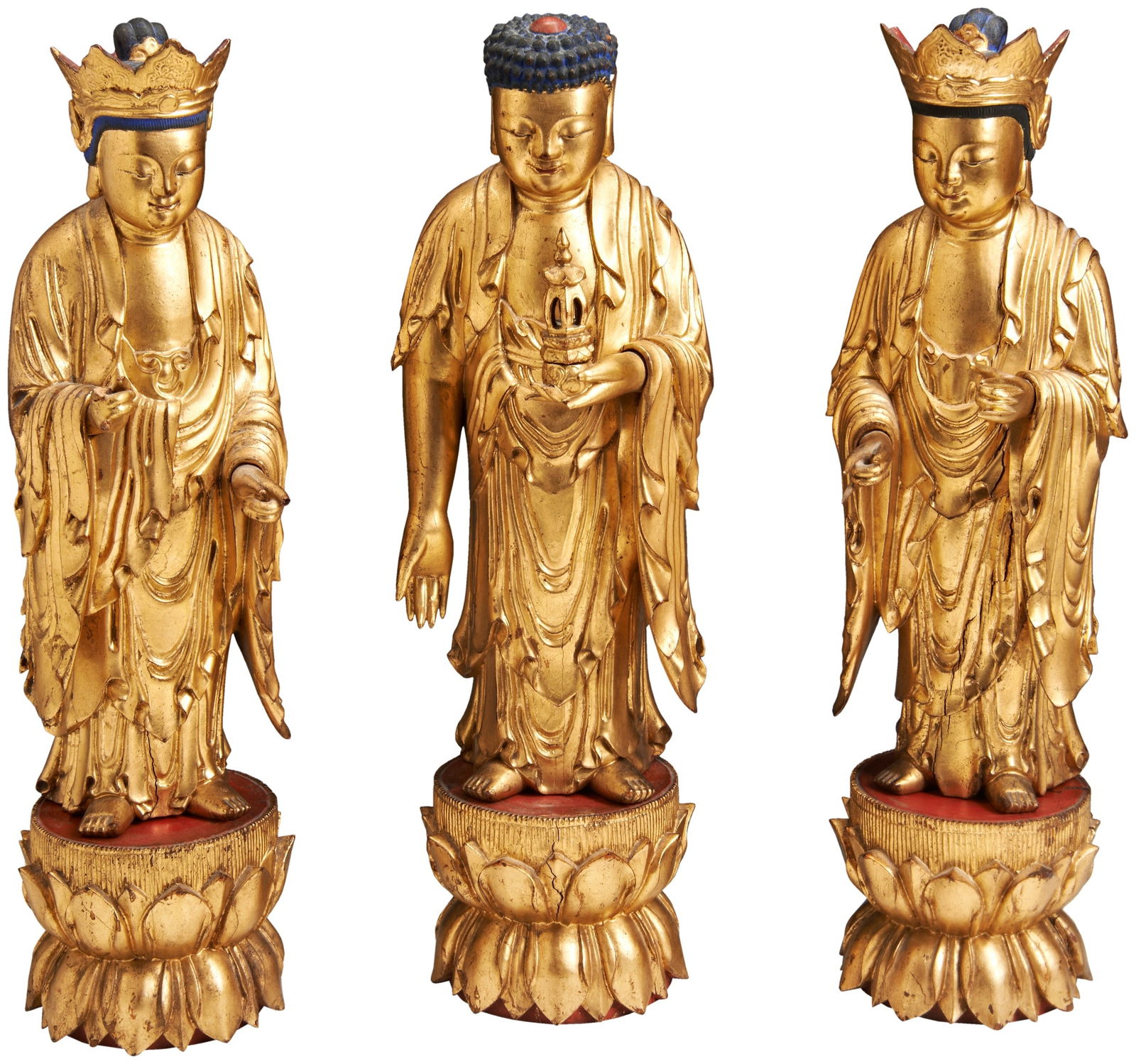 A SET OF THREE CARVED GILTWOOD BUDDHAS JIAQING / DAOGUANG PERIOD depicting Amitâbha Buddha (1 of 3)