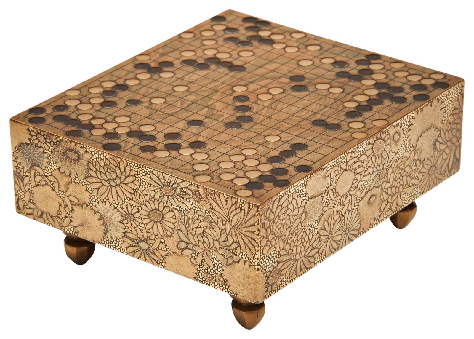 A FINE JAPANESE GOLD LACQUER INCENSE CONTAINER (KOGO) MEIJI PERIOD, 19TH CENTURY in the form of a