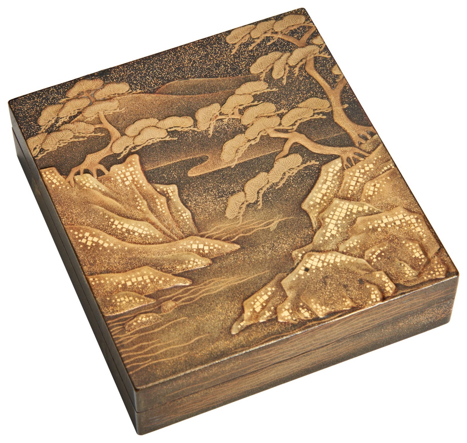 A FINE JAPANESE GOLD LACQUER INCENSE CONTANER (KOGO) LATE 18TH / EARLY 19TH CENTURY