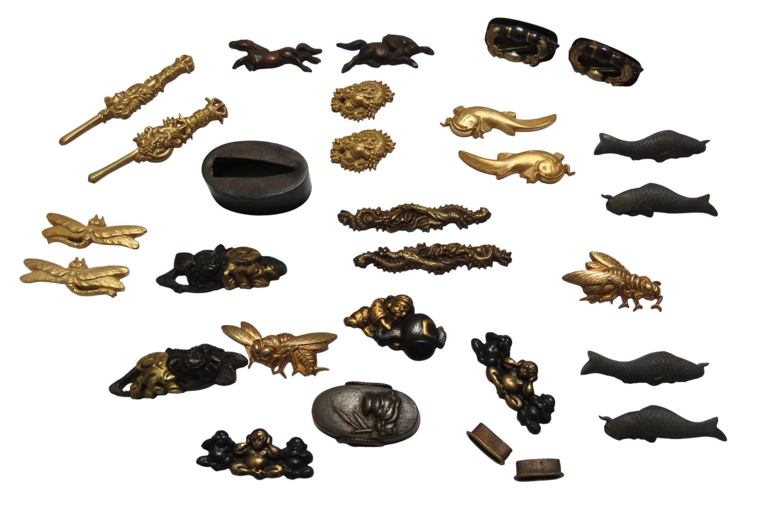 ASSORTED SWORD FITTINGS, to include one fuchi, one kashira and assorted menuki, some modern (1 of 1)